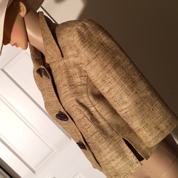 VINTAGE BEAUTY! - Picture 2 of 4